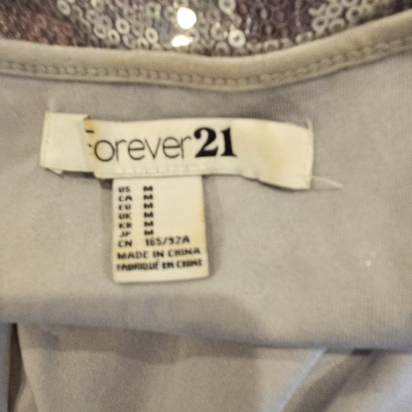 Forever 21 Sequin Embellished Top, Short Sleeves Size Medium - Picture 9 of 10